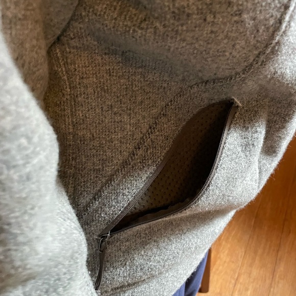 Women’s Northface North Face Sherpa Fleece Jacket - Picture 9 of 12